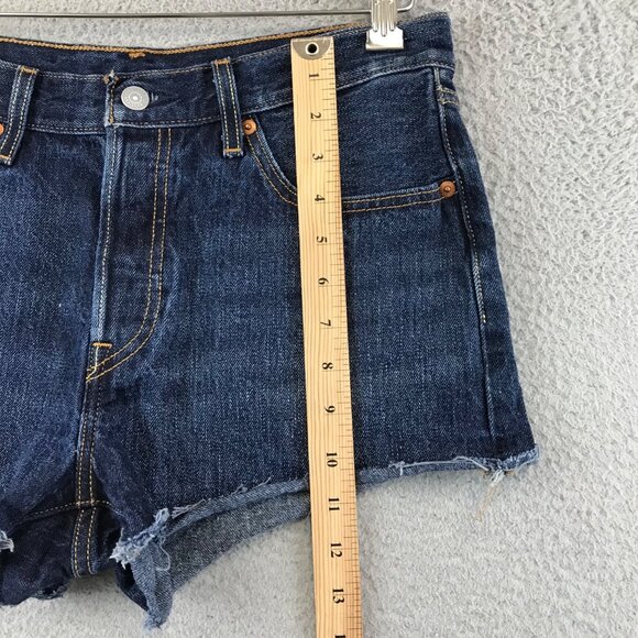 Levi's 501 Denim Shorts Size 28W - Picture 6 of 10